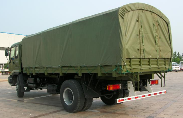 礦山消防運(yùn)兵車(chē)