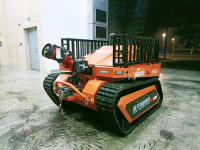 消防滅火機器人 （第3代，油動液壓，帶水帶框）